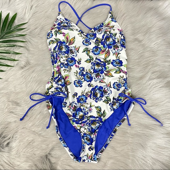 SOLD NEW A.N.A Swimsuit One piece Floral Print M - Picture 2 of 9